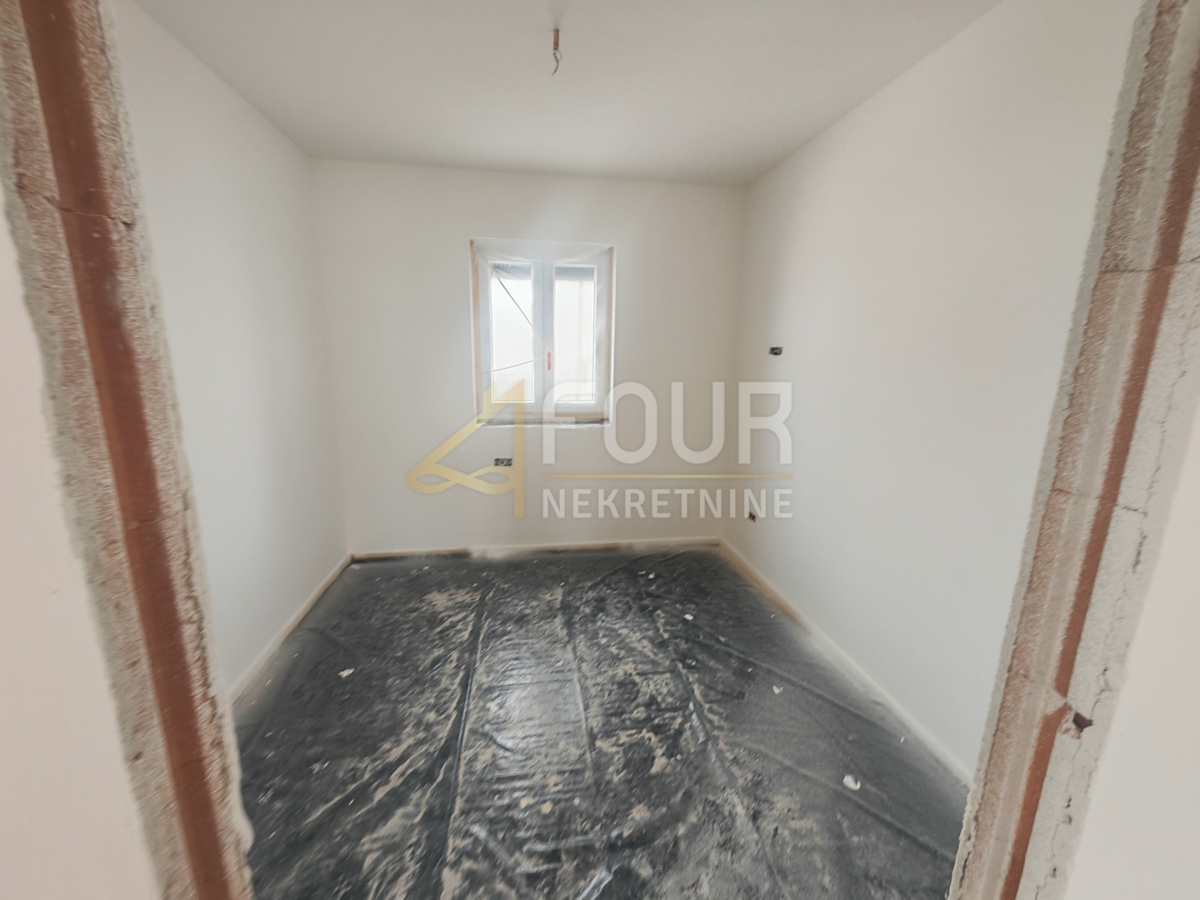 Istria, Pola, Veli vrh, 2s+db, nuova costruzione