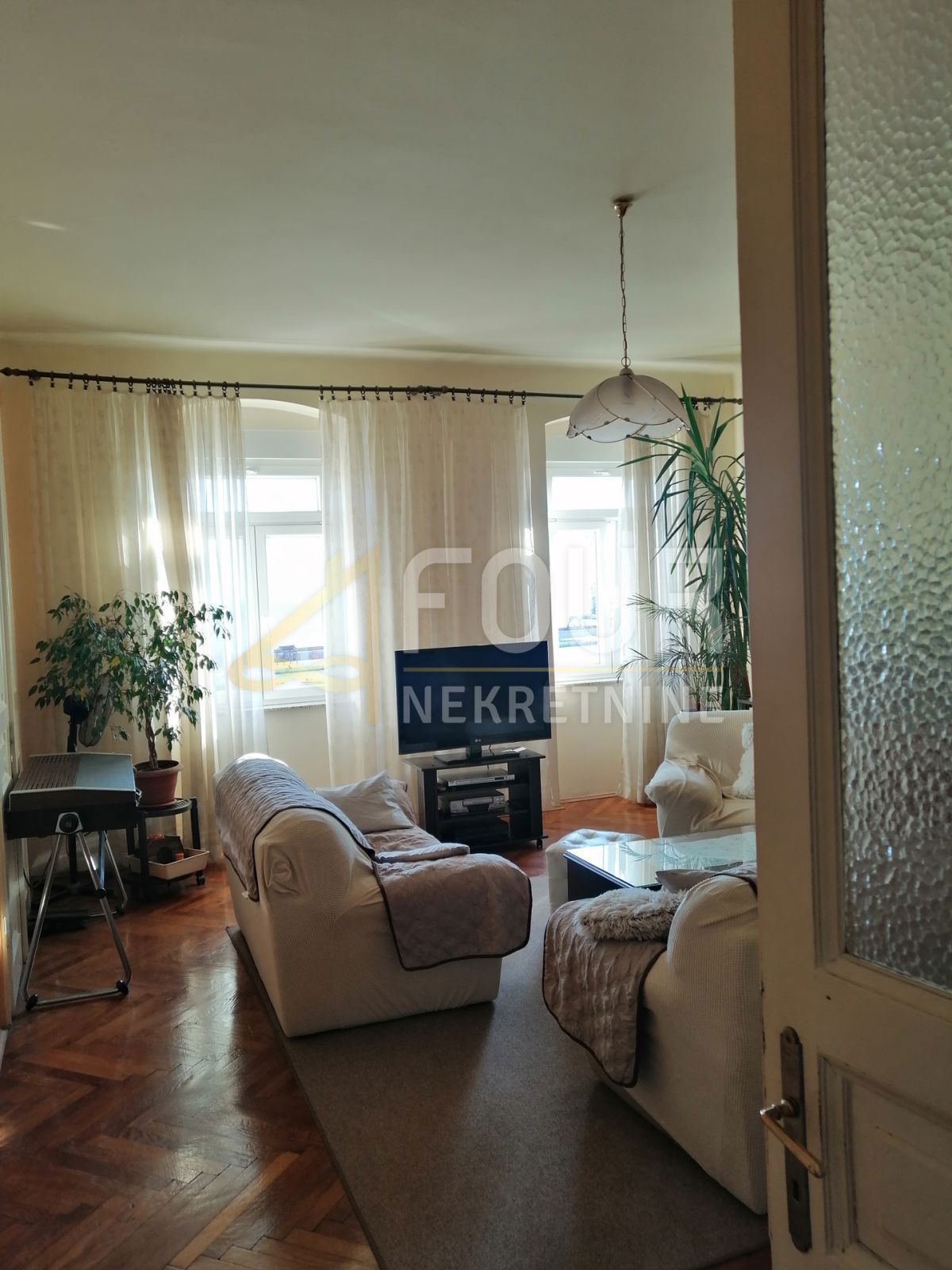 Centar, Rijeka, 129,99m2