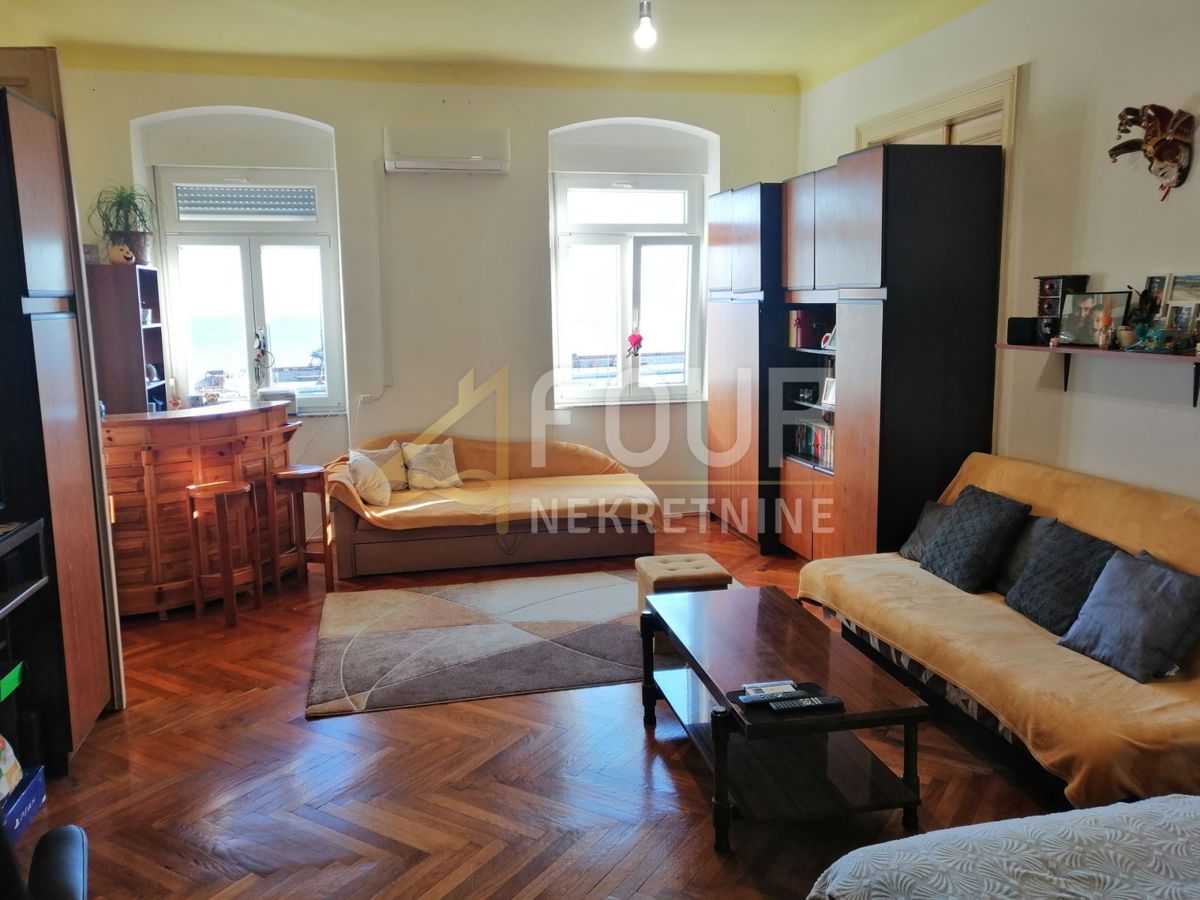 Centar, Rijeka, 129,99m2
