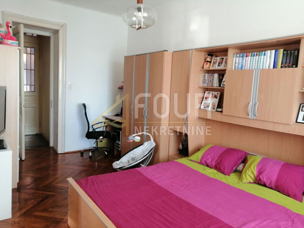 Centar, Rijeka, 129,99m2