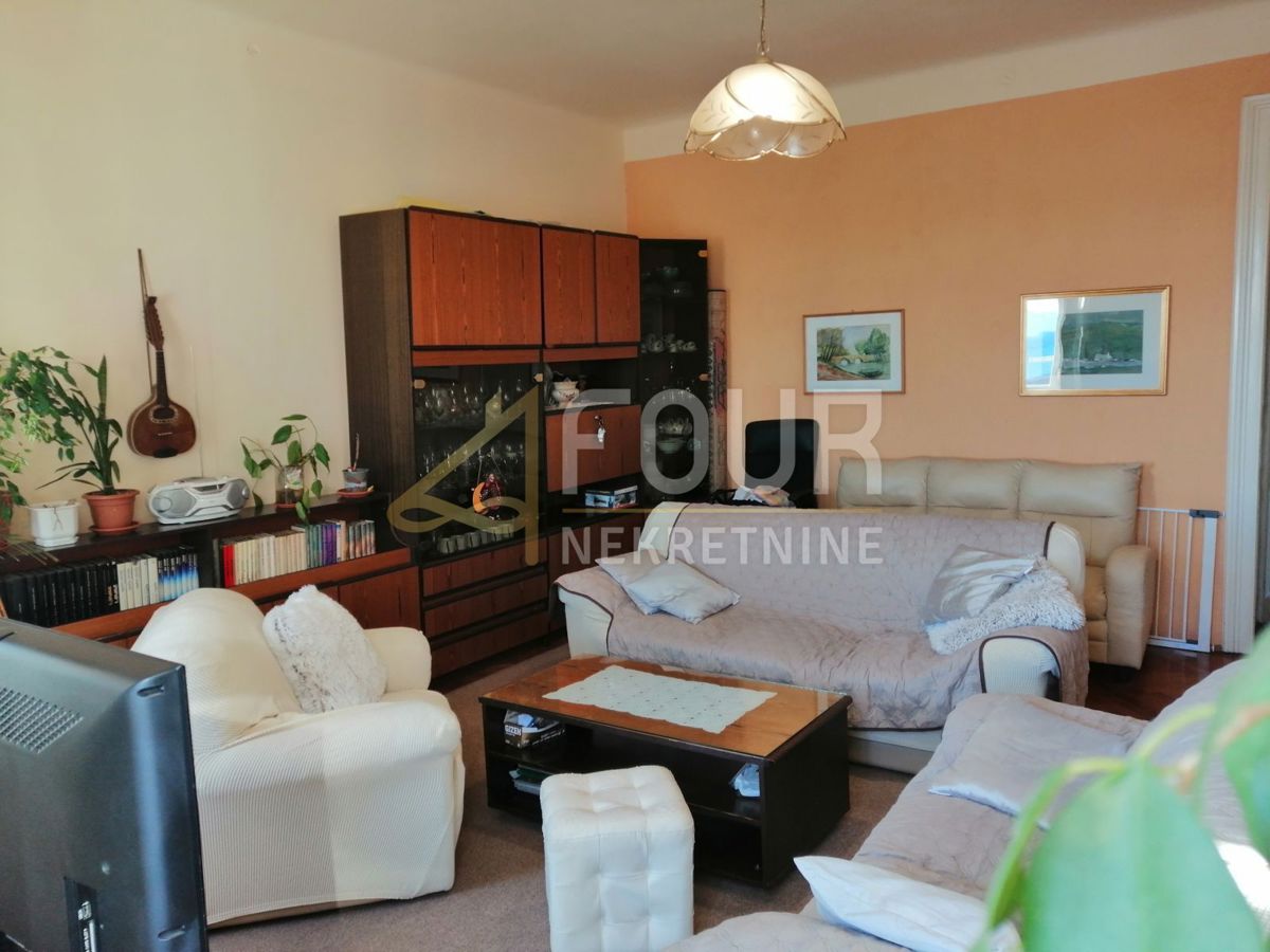 Centar, Rijeka, 129,99m2