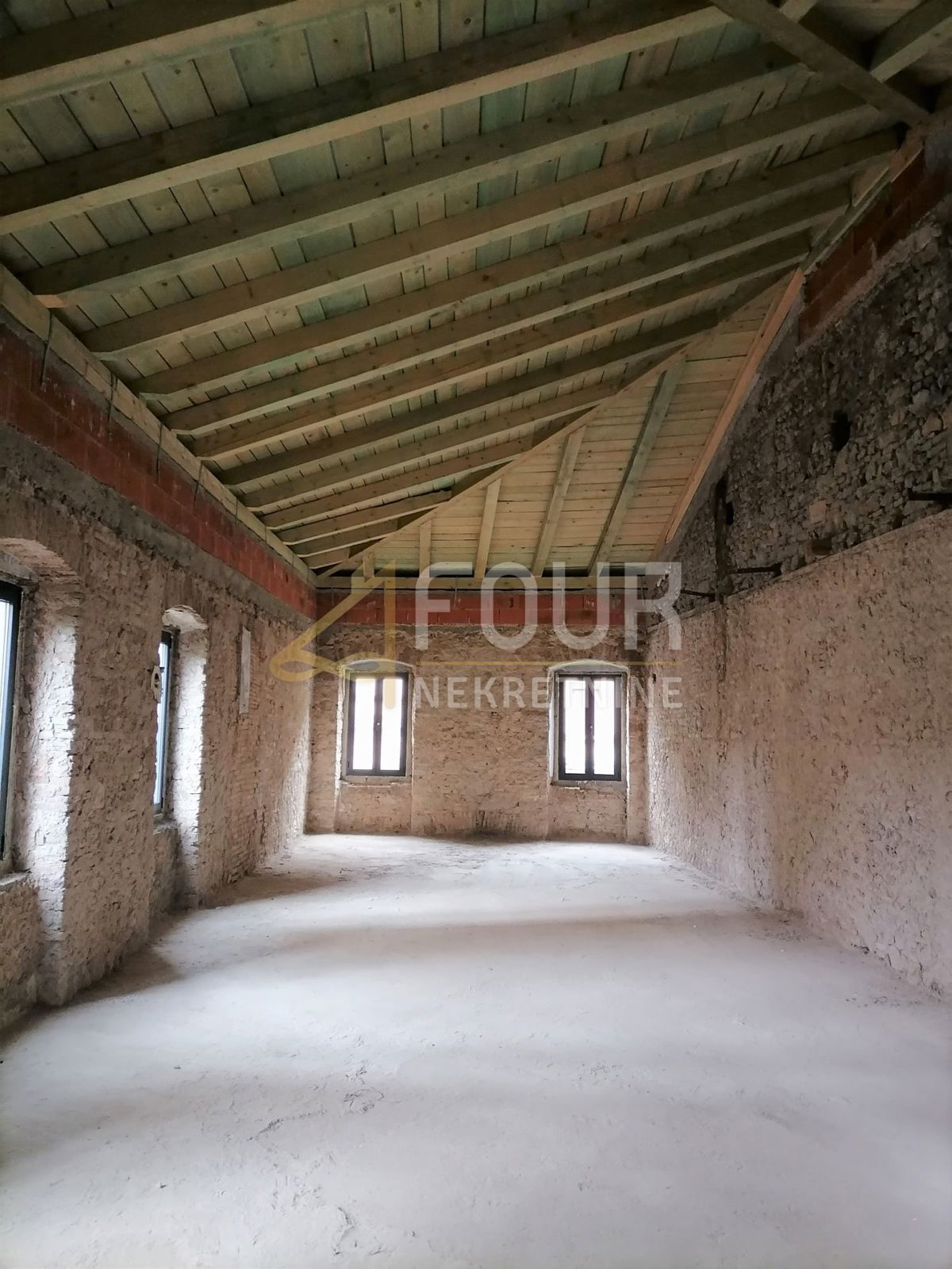 Banderovo, Rijeka, 90m2