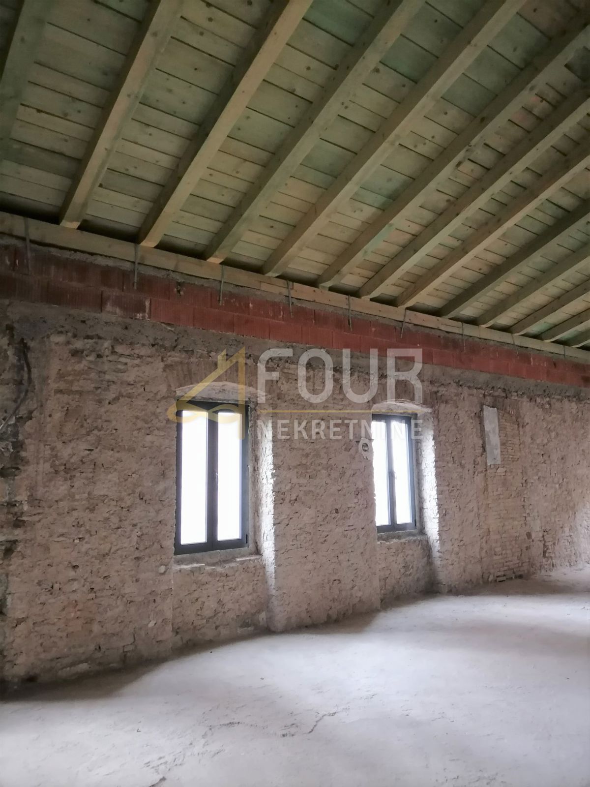 Banderovo, Rijeka, 90m2