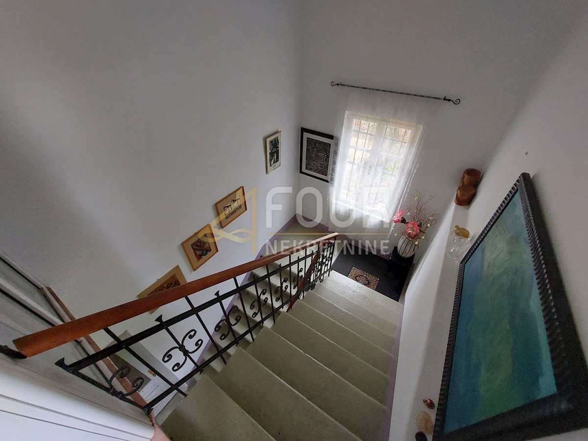 Opatija - Centar, Opatija, 126,97m2