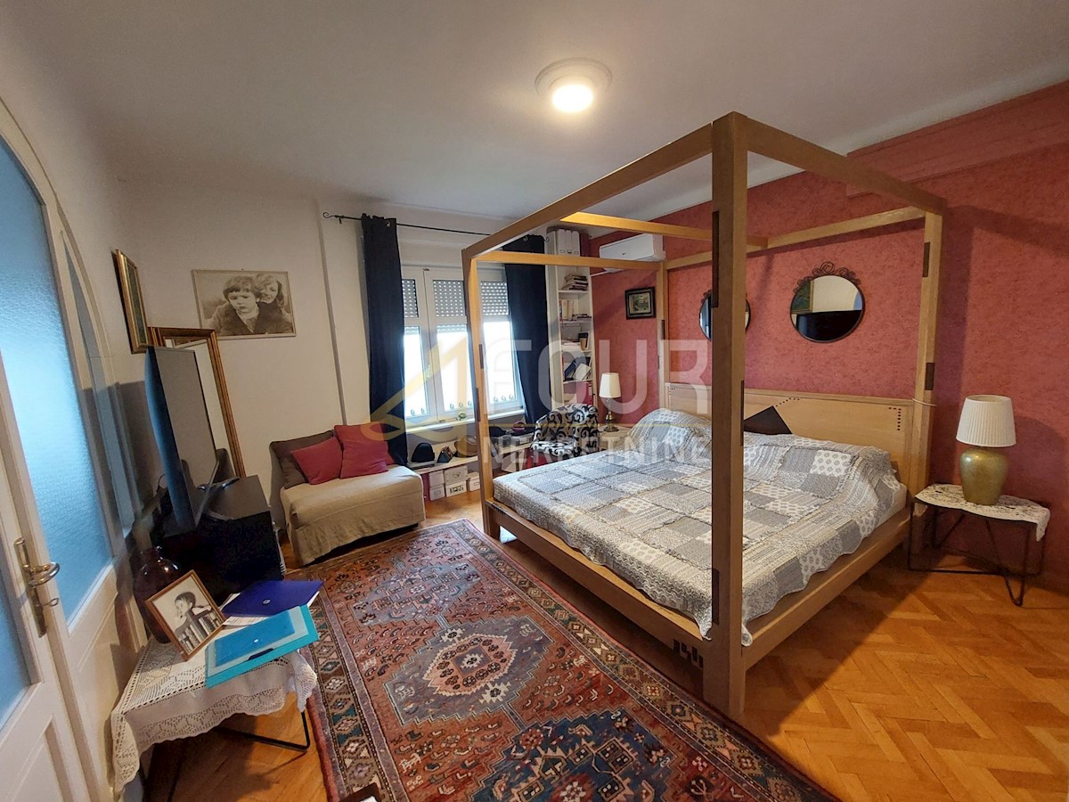 Opatija - Centar, Opatija, 126,97m2