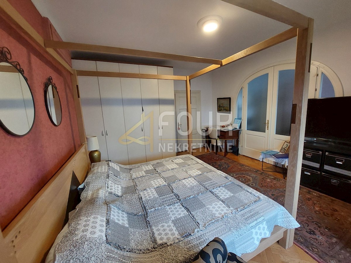 Opatija - Centar, Opatija, 126,97m2