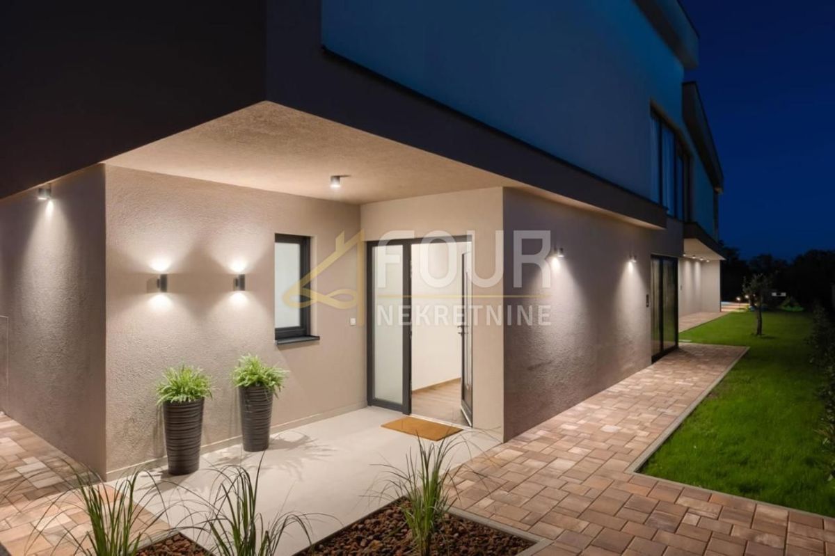 Svetvinčenat, 272m2