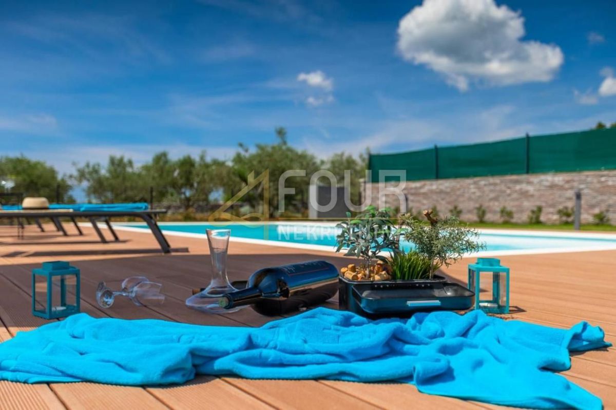 Svetvinčenat, 272m2