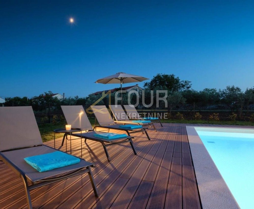 Svetvinčenat, 272m2