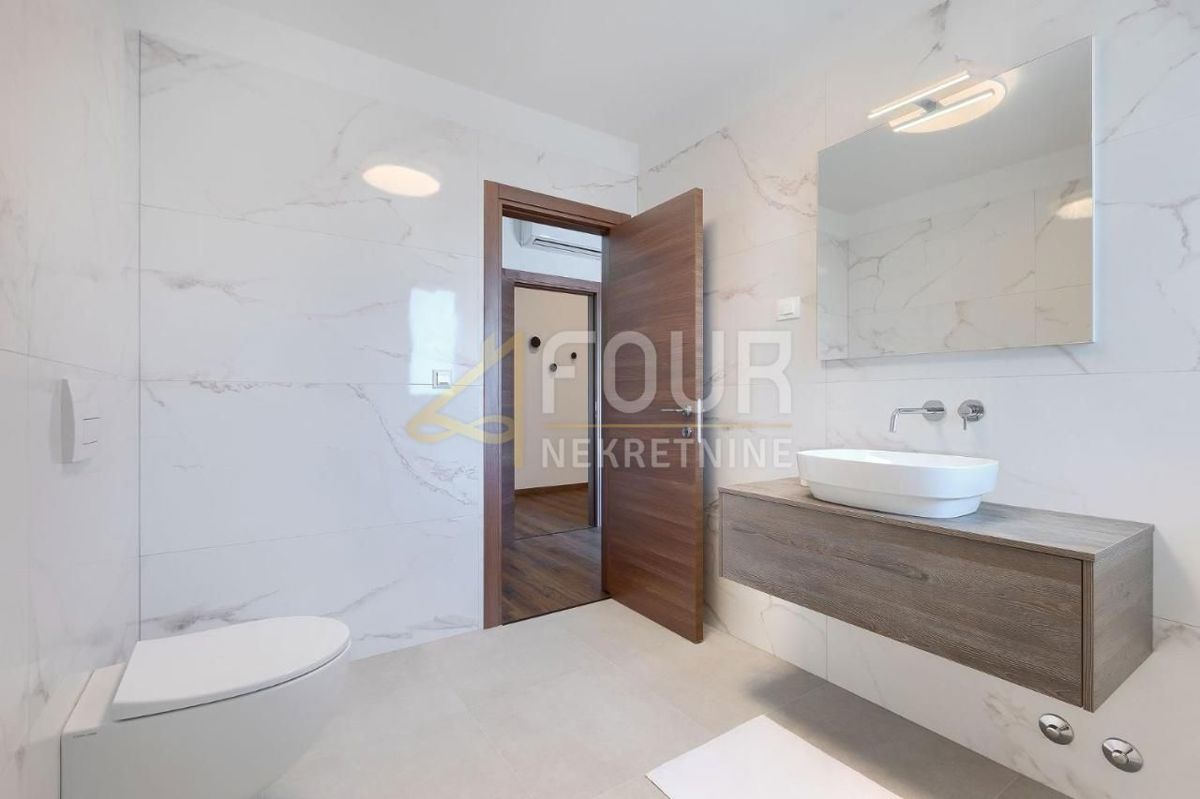 Svetvinčenat, 272m2