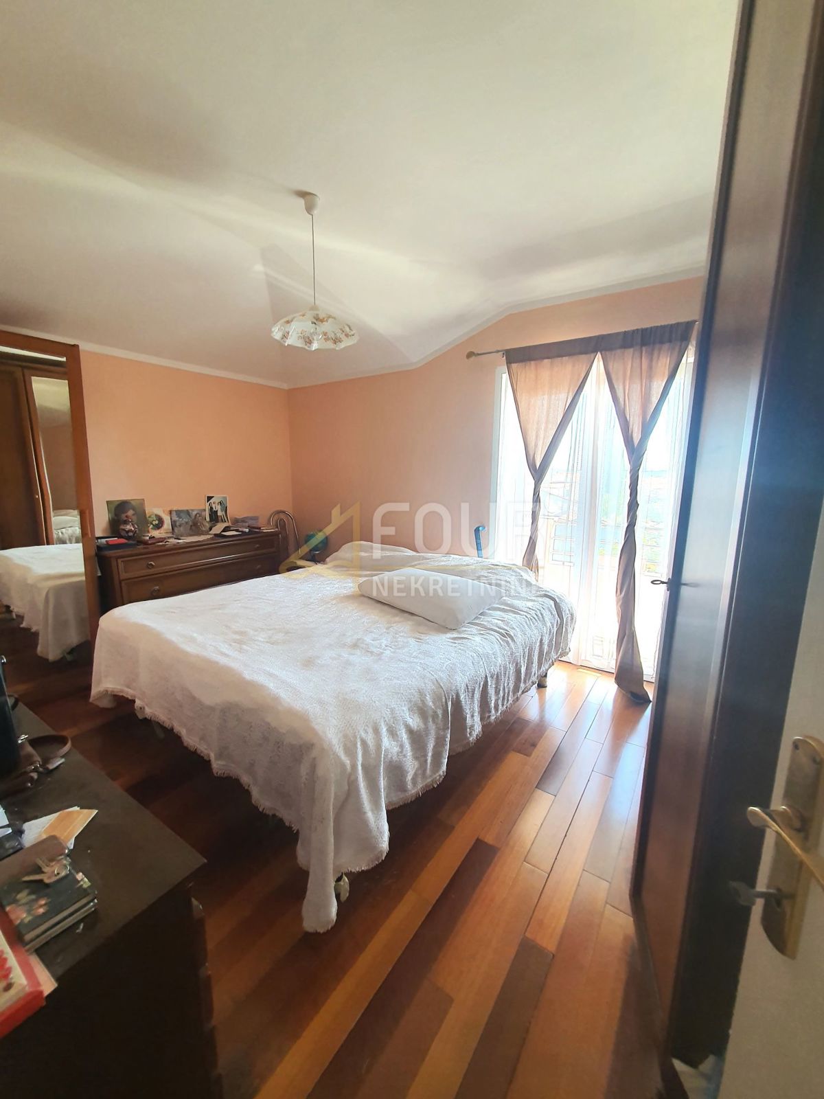 Istria, Medulin, Premantura, 85m2, 2s + db, vista mare, balcone e terrazza