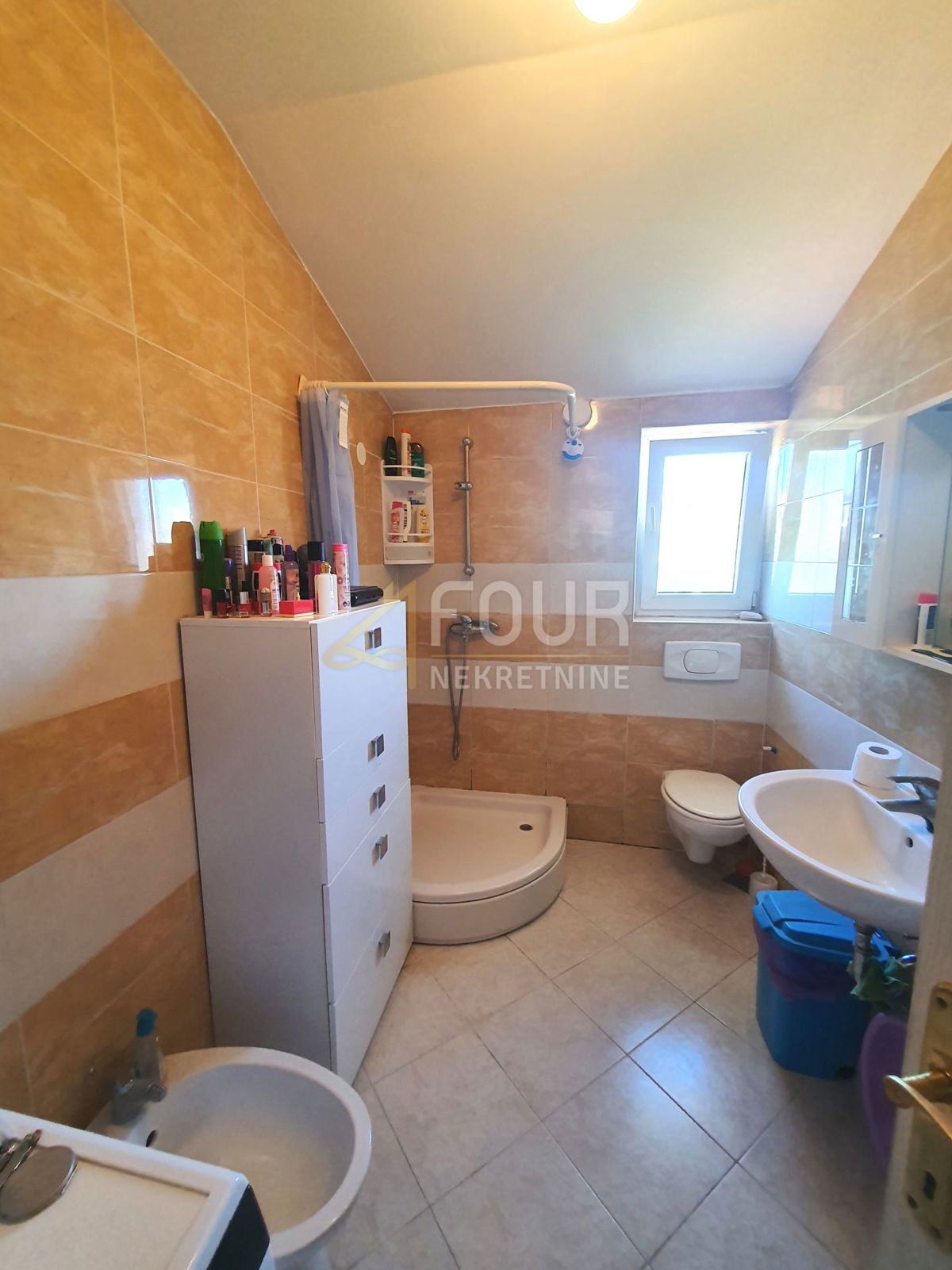 Istria, Medulin, Premantura, 85m2, 2s + db, vista mare, balcone e terrazza