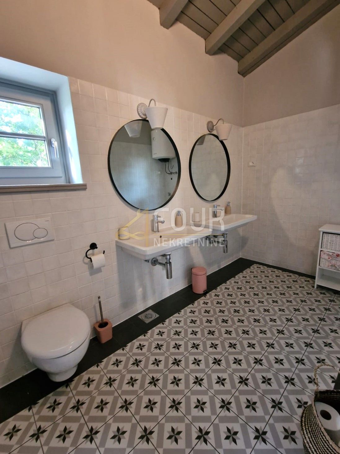 Kaštelir, Kaštelir-Labinci, 220m2