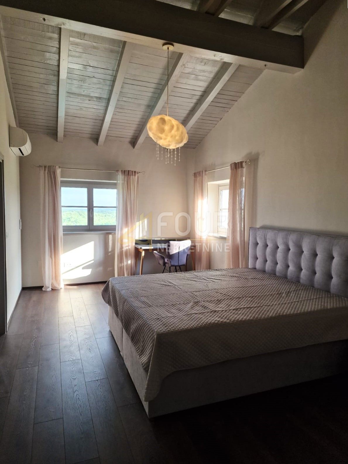 Kaštelir, Kaštelir-Labinci, 220m2