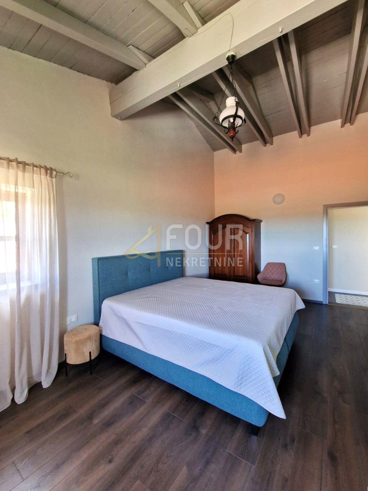 Kaštelir, Kaštelir-Labinci, 220m2