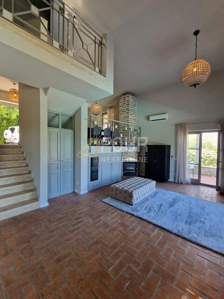 Kaštelir, Kaštelir-Labinci, 220m2