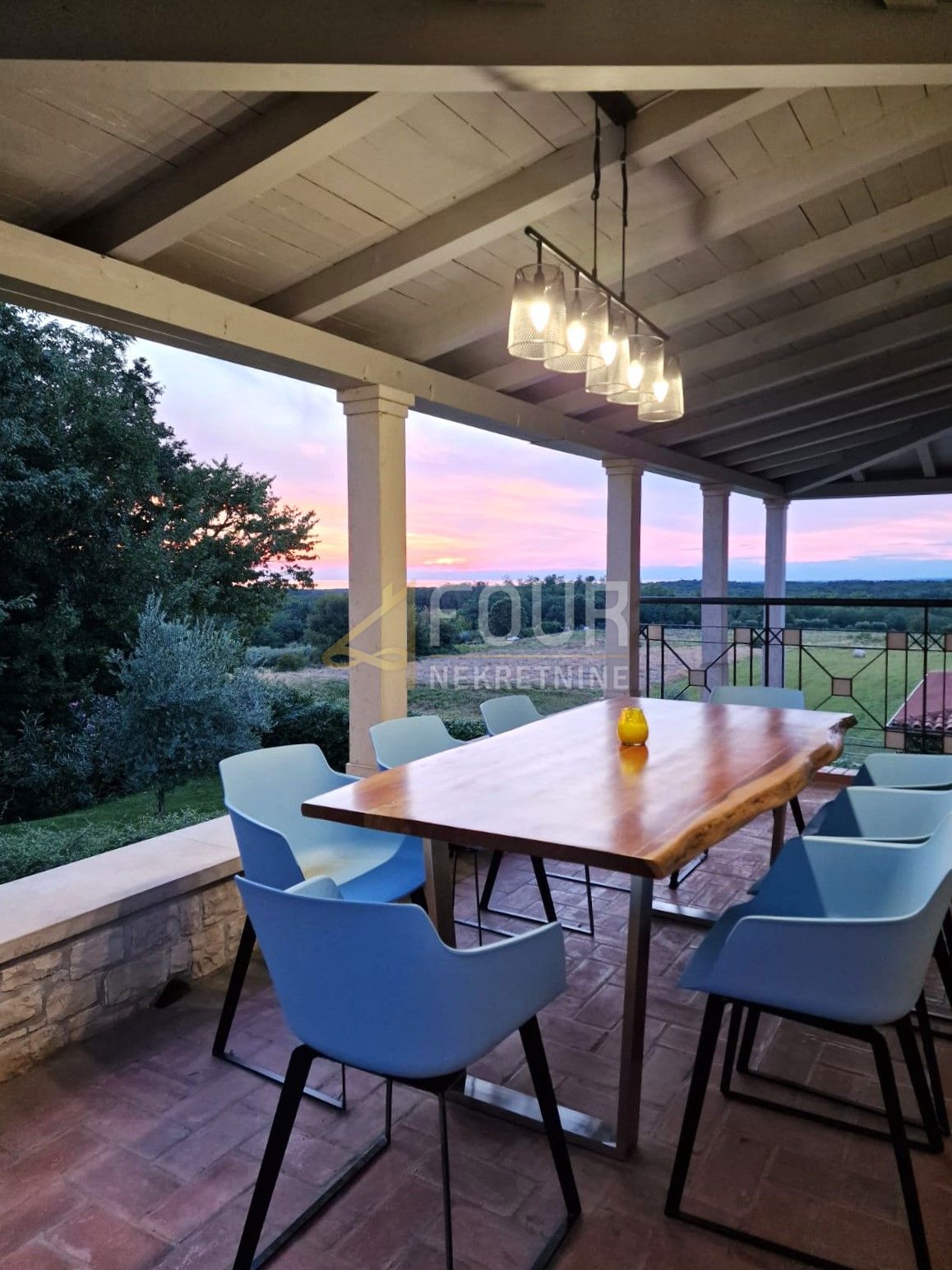 Kaštelir, Kaštelir-Labinci, 220m2