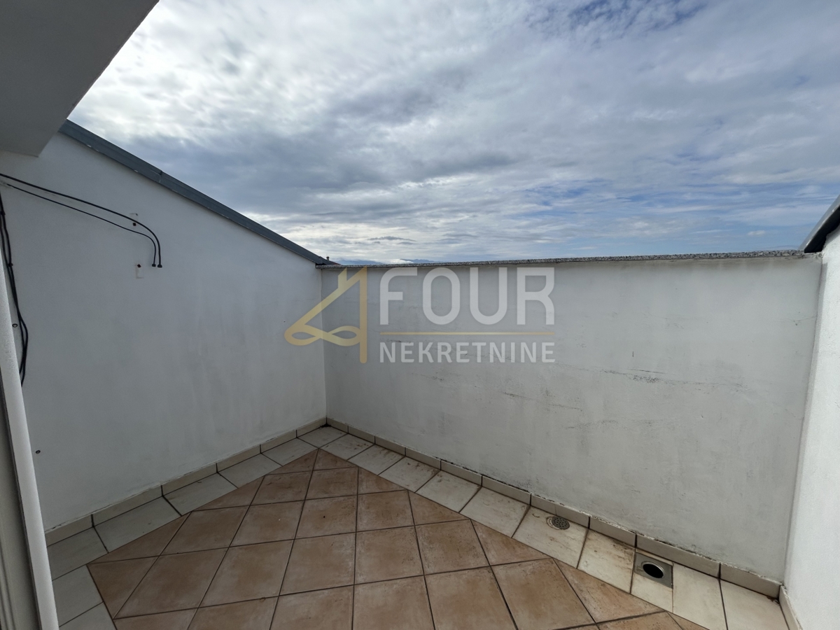 Novi Vinodolski, 158,54m2