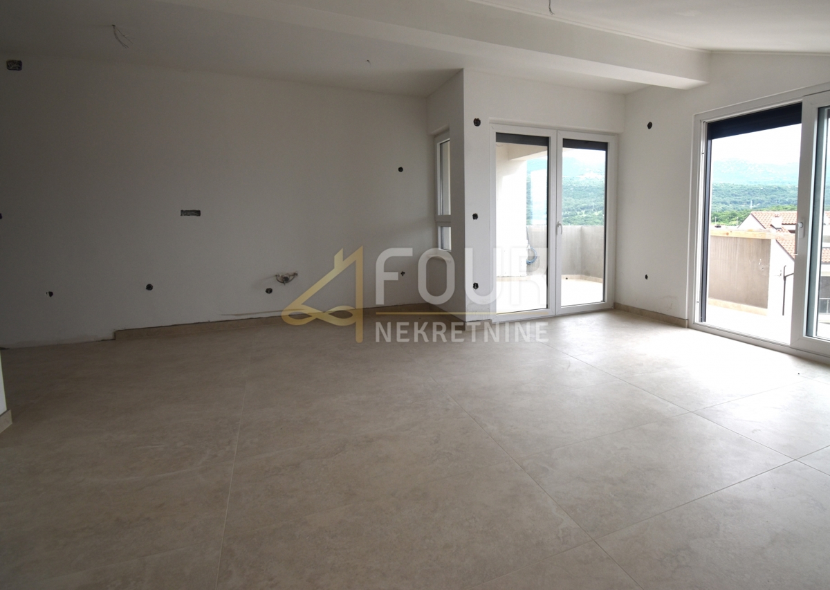 Novi Vinodolski, 95,41m2