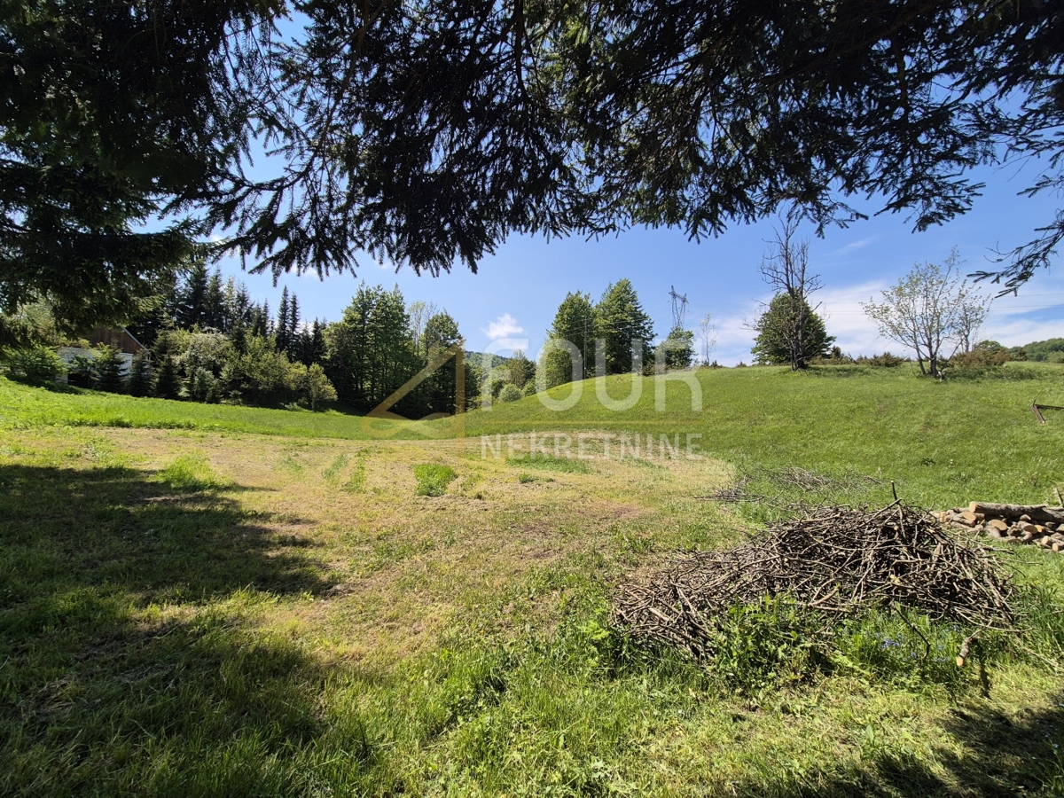 Stari Laz, Ravna Gora, 1.071m2