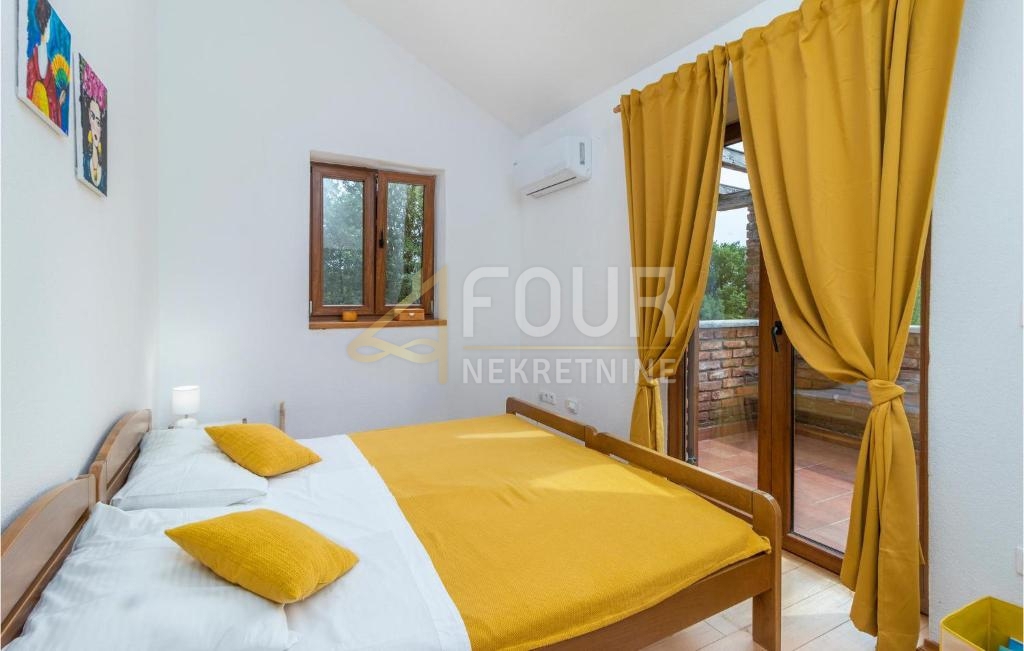Grižane-Belgrad, Vinodolska Općina, 160m2