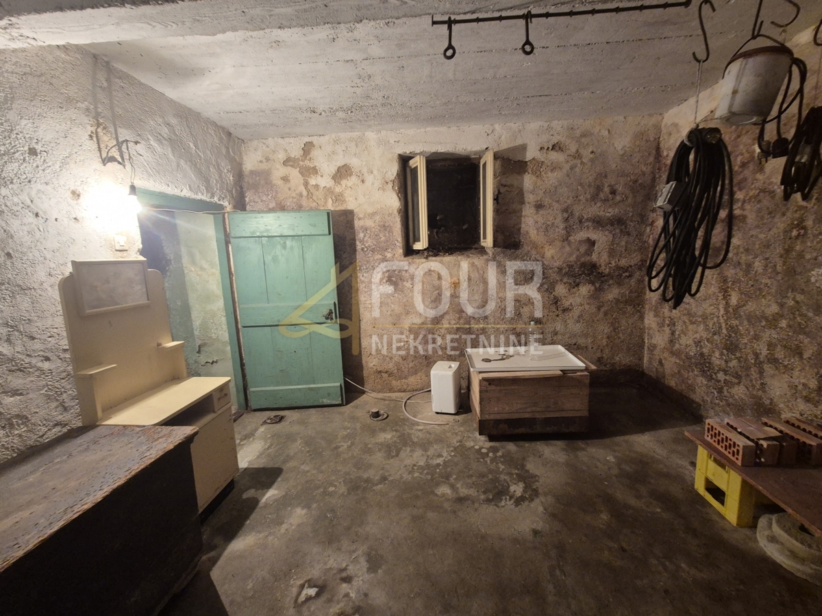 Tribalj, Vinodolska Općina, 300m2