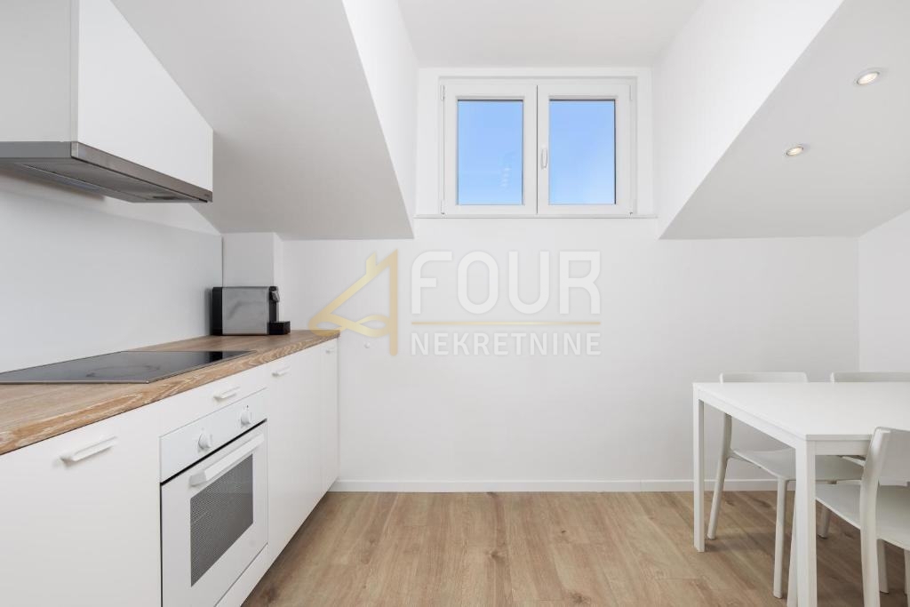 Opatija - Centar, Opatija, 83,80m2