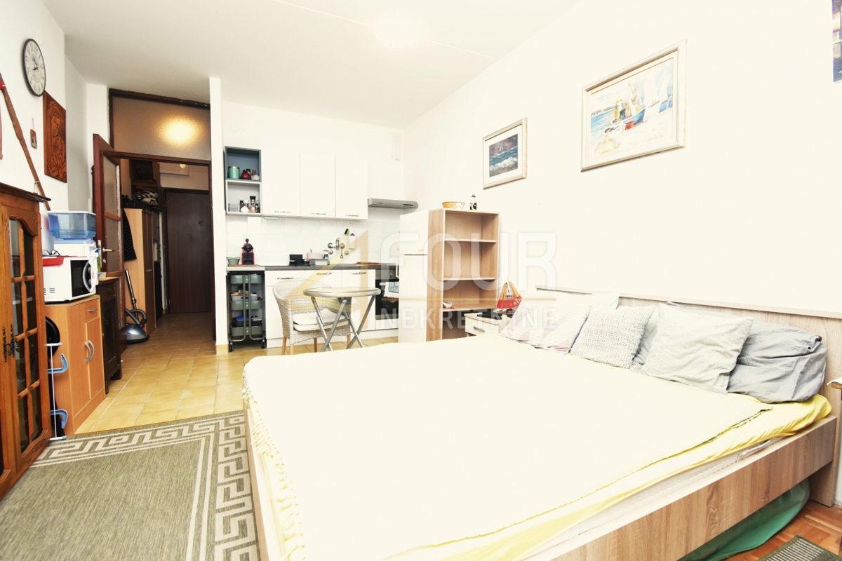 Novi Vinodolski, 28m2