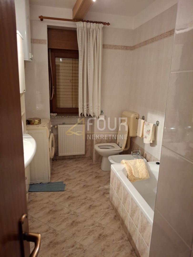 Rukavac, Matulji, 240m2