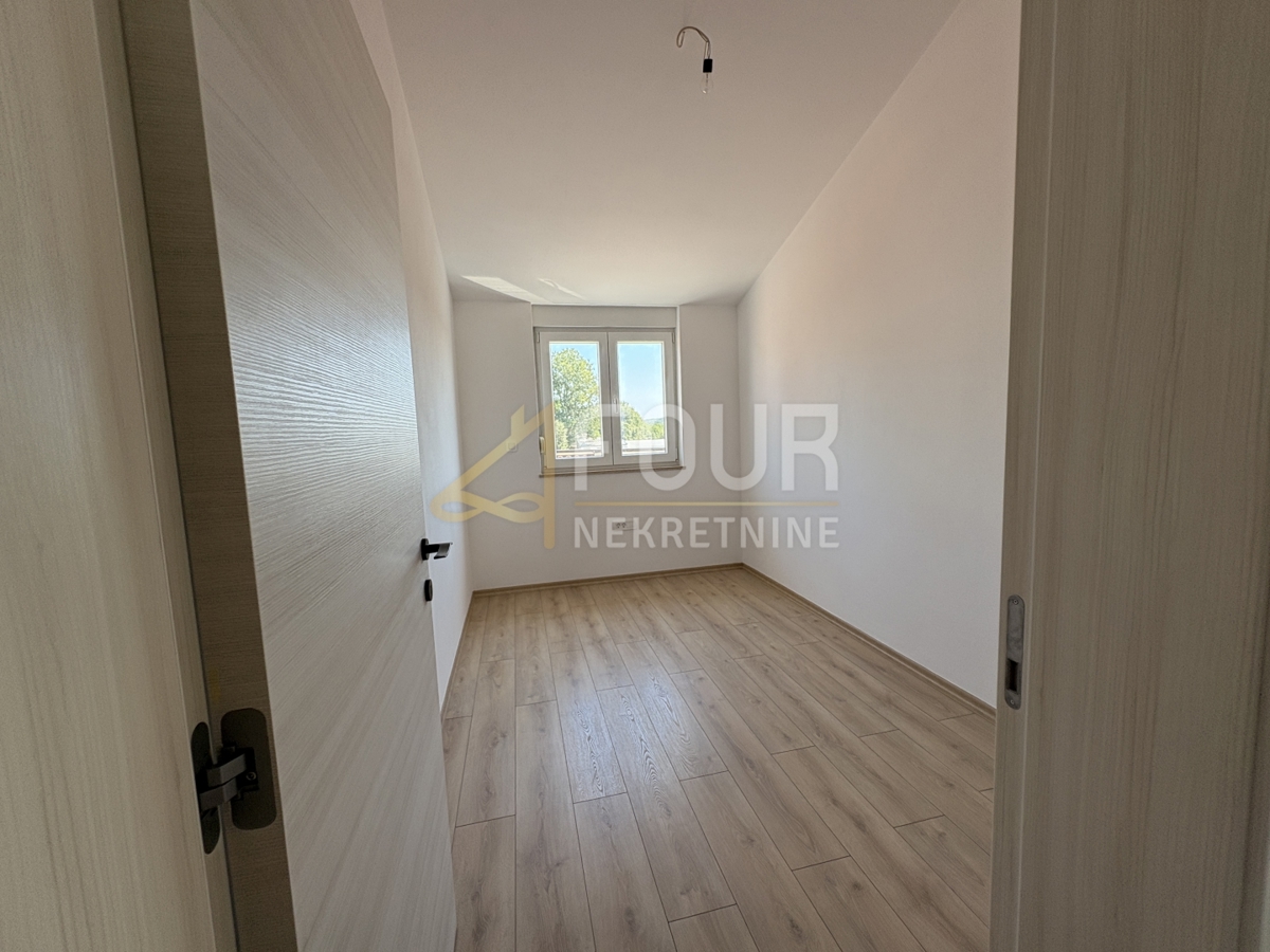 Šišan, Ližnjan, 214,15m2