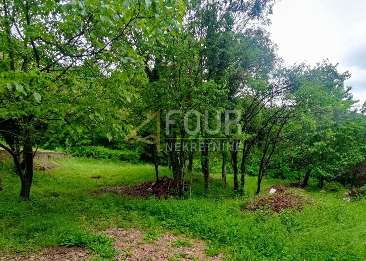 Svilno, Rijeka, 1.902m2