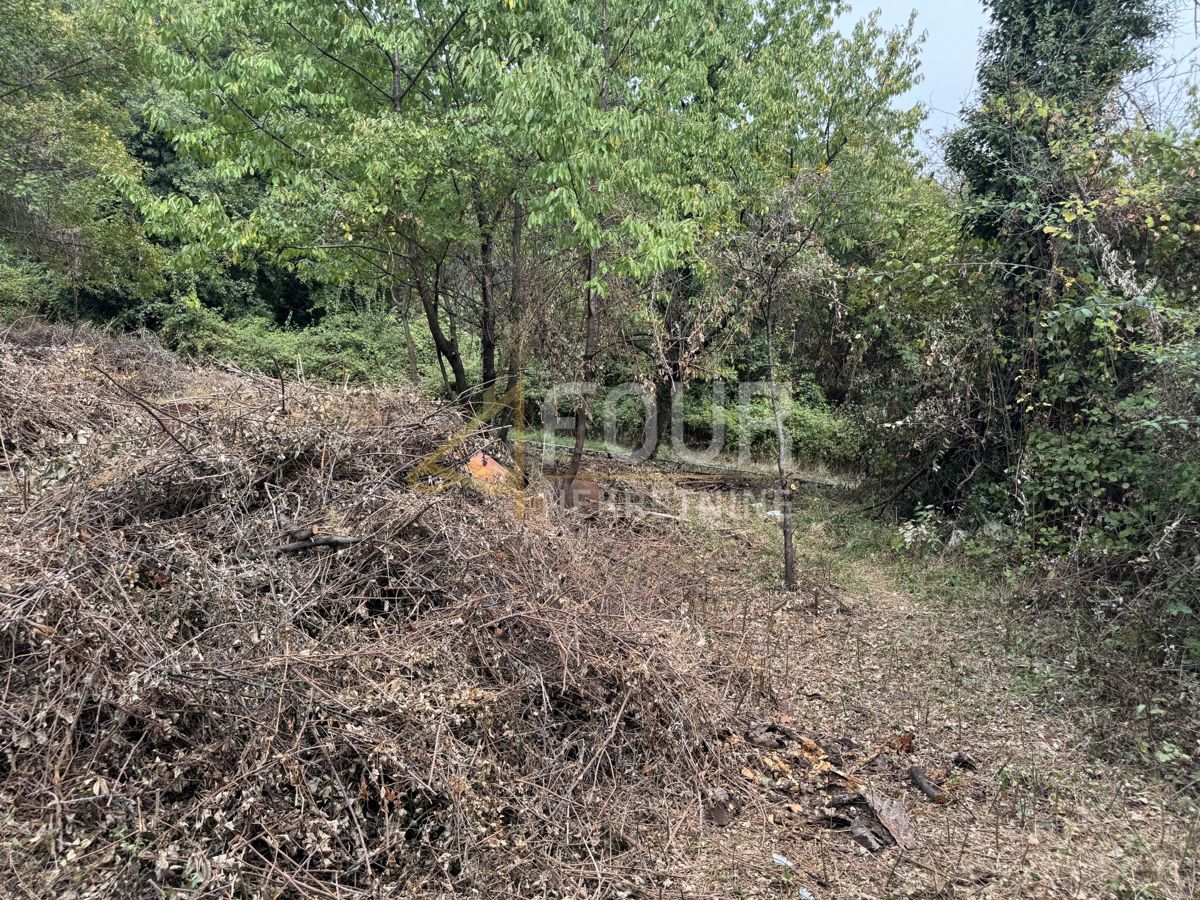 Svilno, Rijeka, 1.902m2