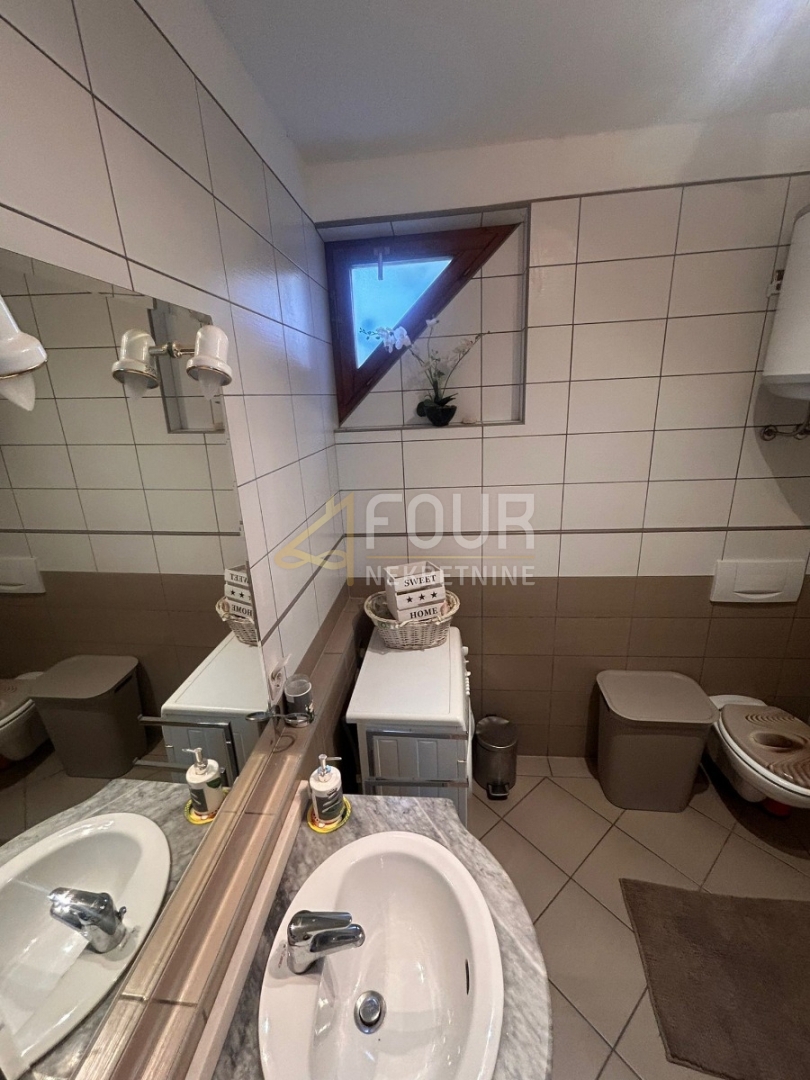 Malinska, Malinska-Dubašnica, 71,40m2