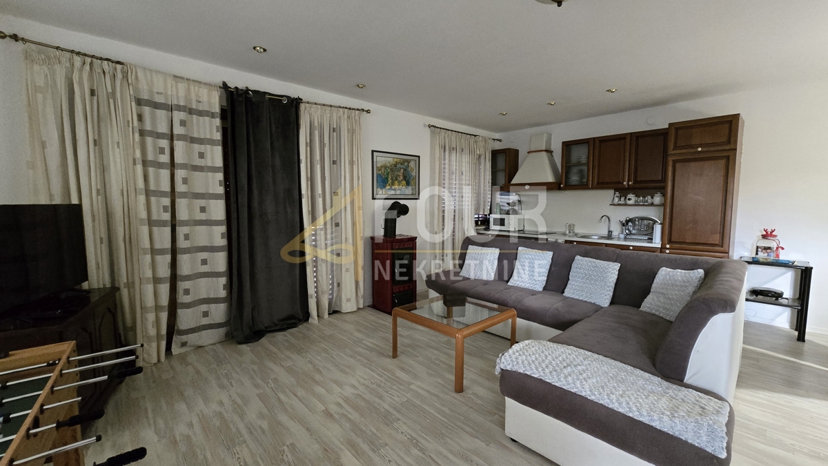 Malinska, Malinska-Dubašnica, 71,40m2