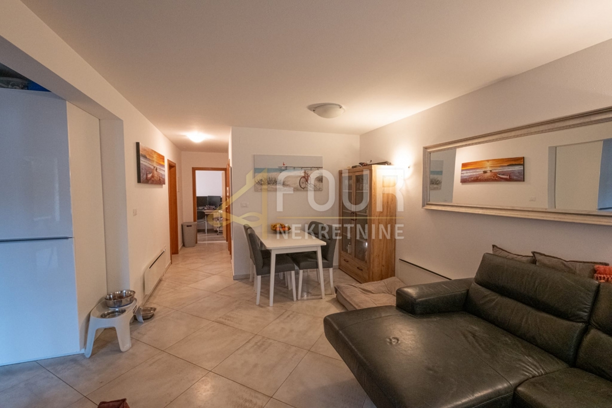 Istra, Medulin, 2s+db, terrazza