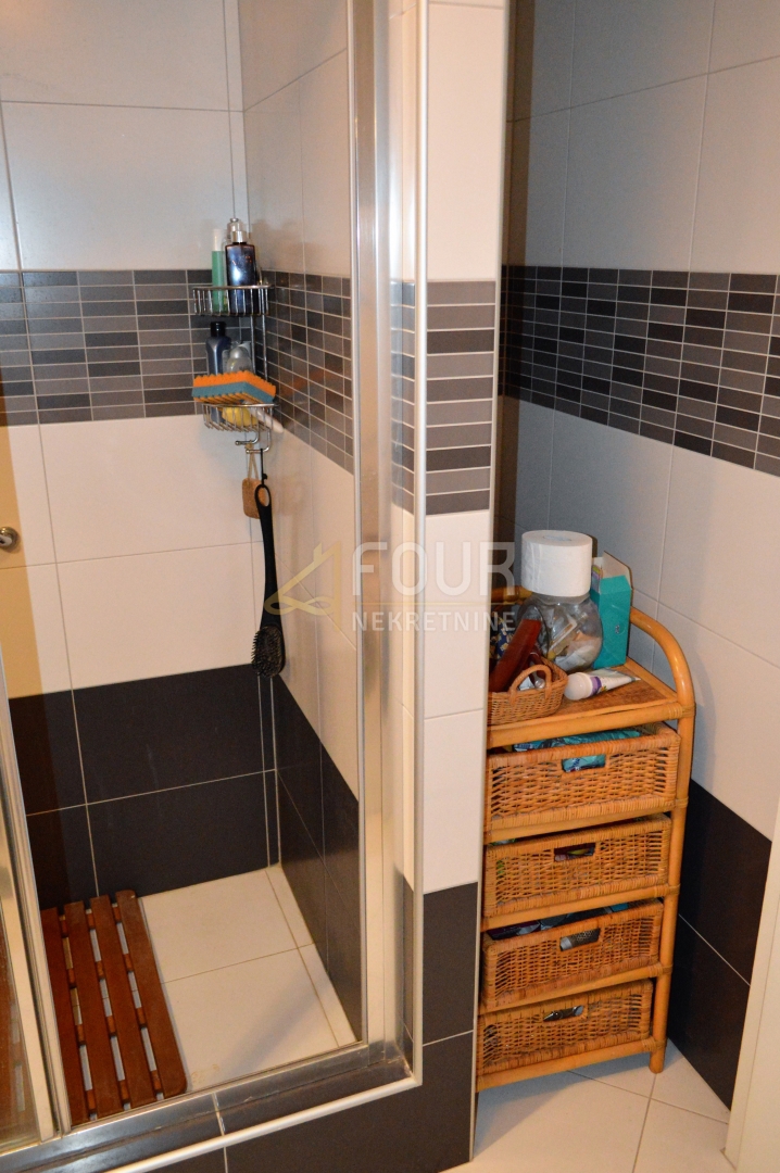 Zagabria, Maksimir, 3 camere da letto, 107m2, balcone