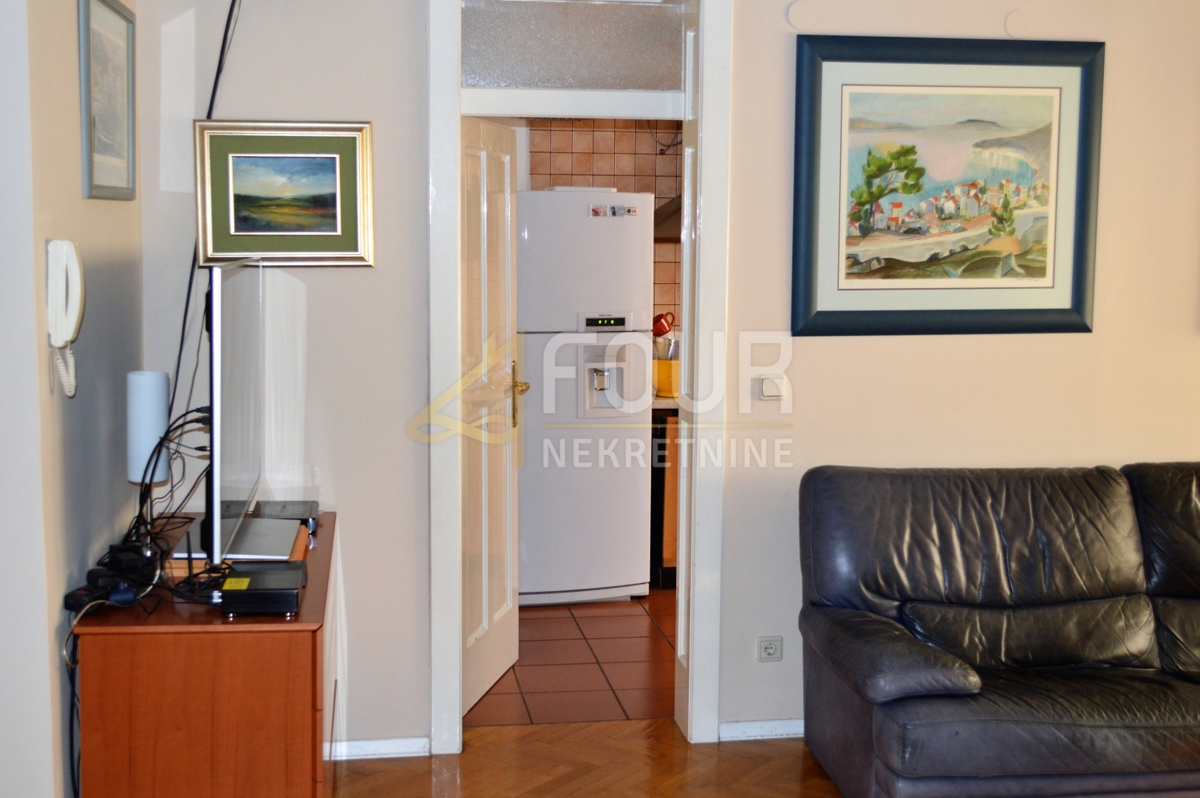 Zagabria, Maksimir, 3 camere da letto, 107m2, balcone