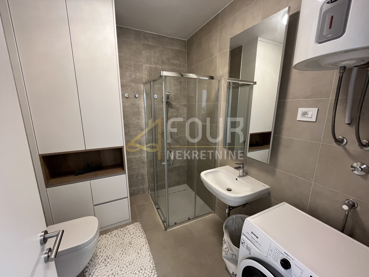 Plomin Luka, Kršan, 38,80m2