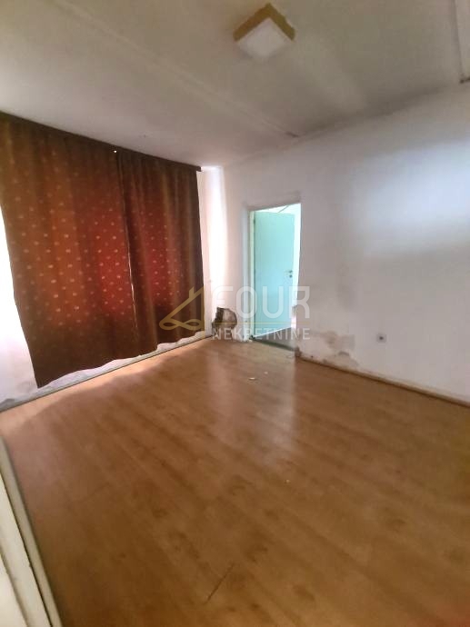 Zagabria, Trešnjevka, casa indipendente