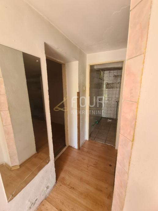 Zagabria, Trešnjevka, casa indipendente