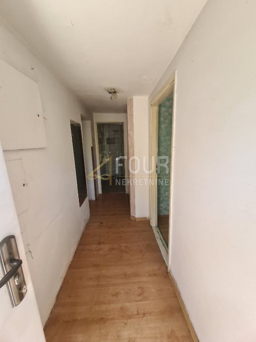 Zagabria, Trešnjevka, casa indipendente