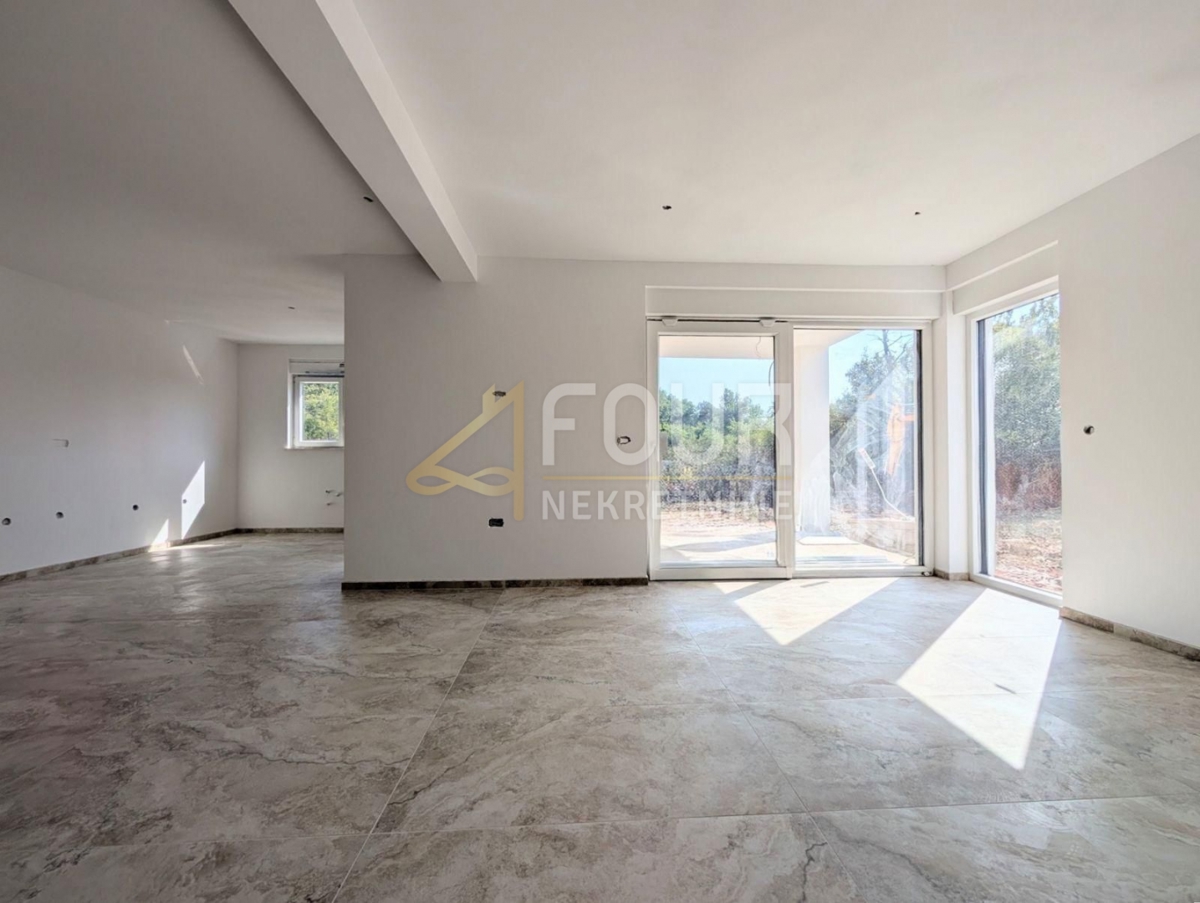 Loborika, Marčana, 160m2