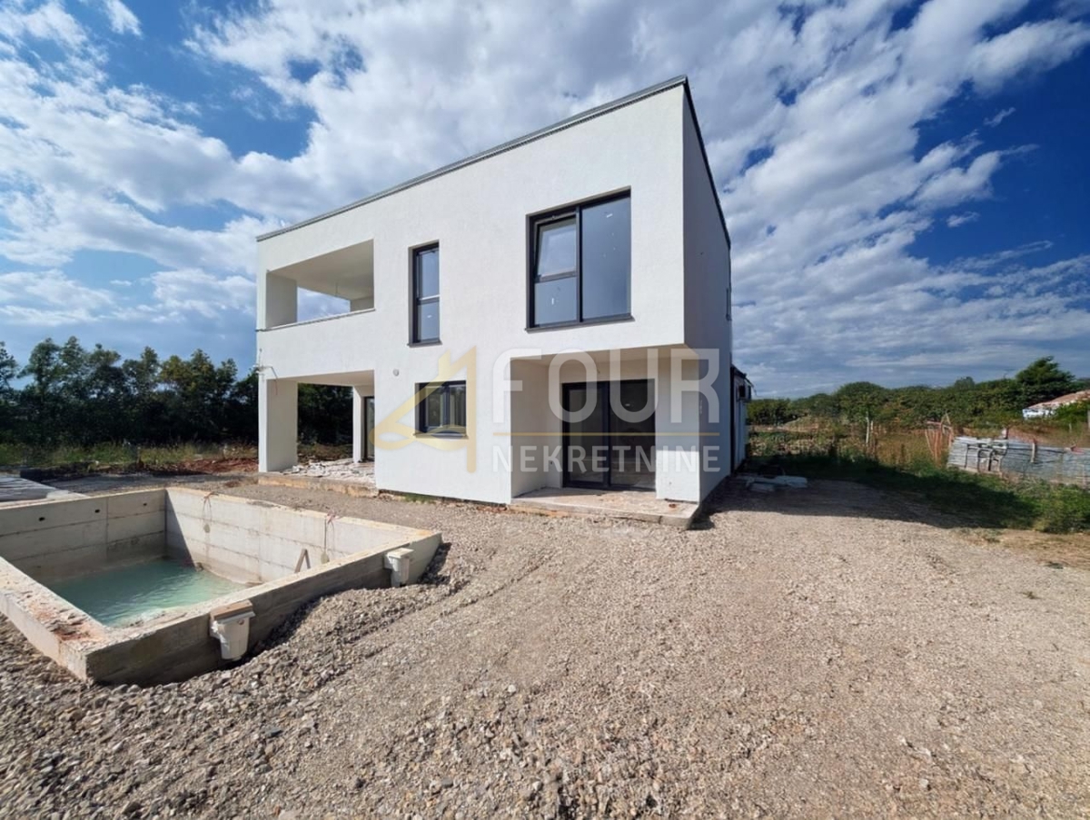 Loborika, Marčana, 160m2