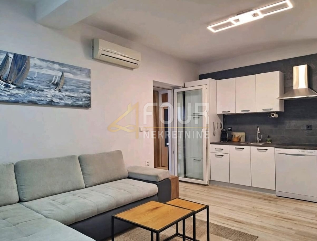 Crikvenica, Dramalj, monolocale con terrazza