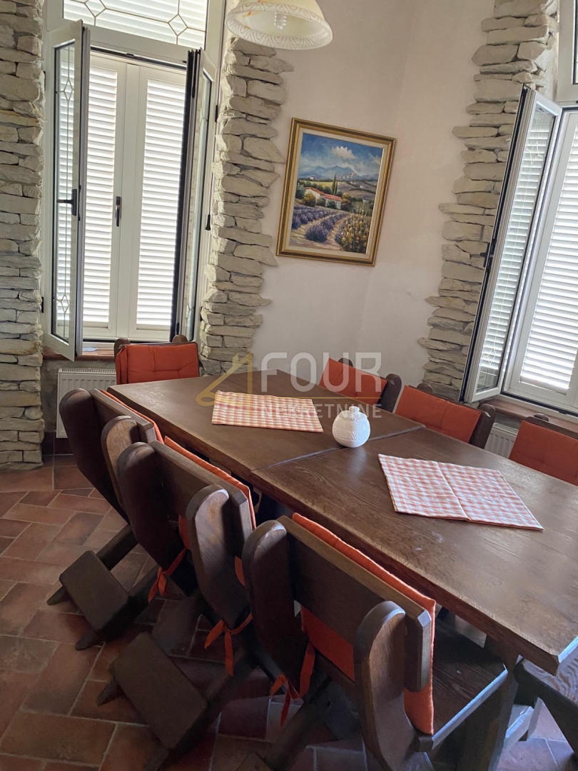 Volosko, Opatija, 245m2