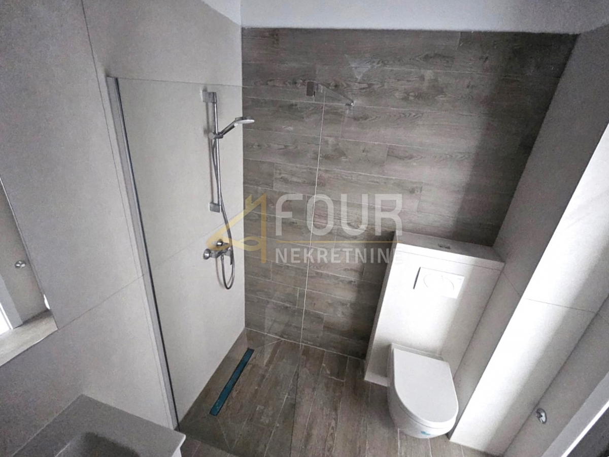 Istria, Pola, 2s+db, 51,50m2, loggia