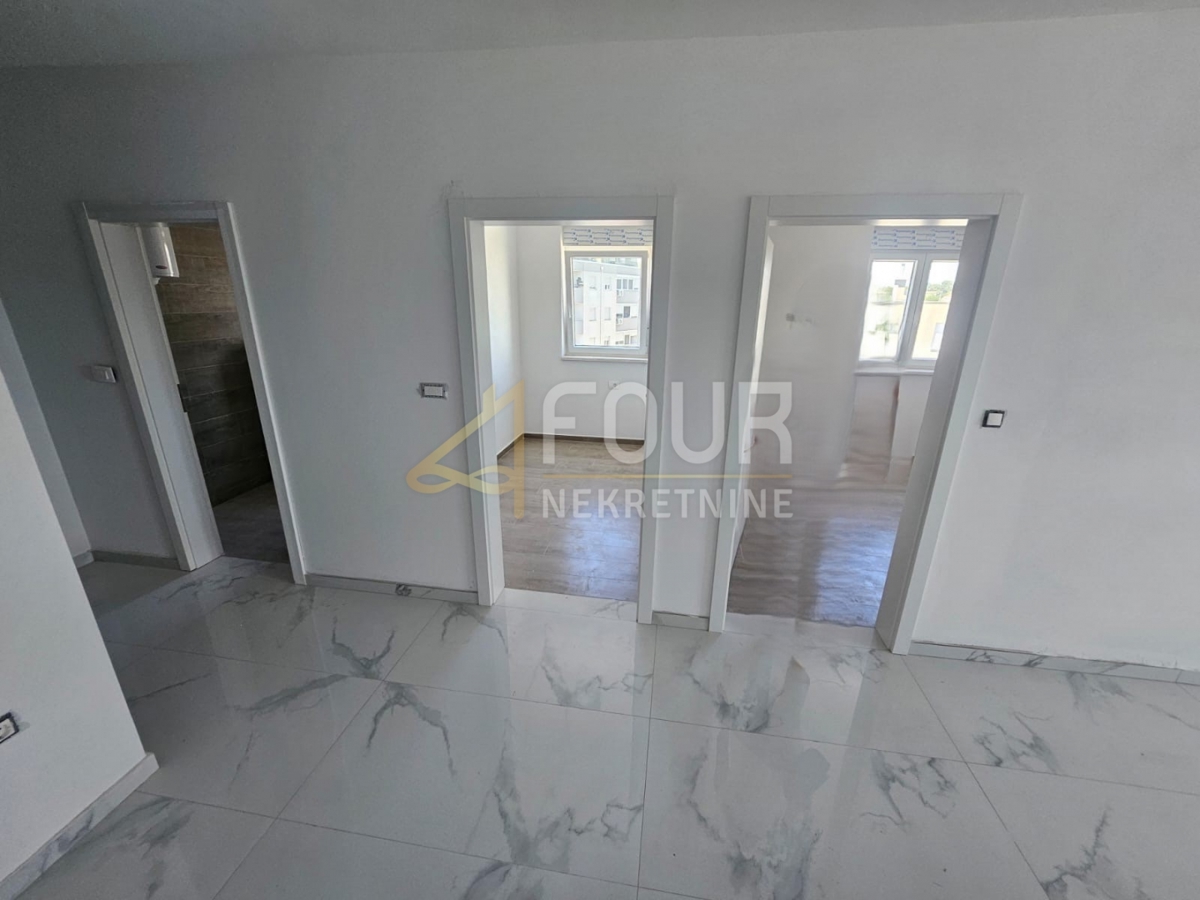 Istria, Pola, 2s+db, 51,50m2, loggia