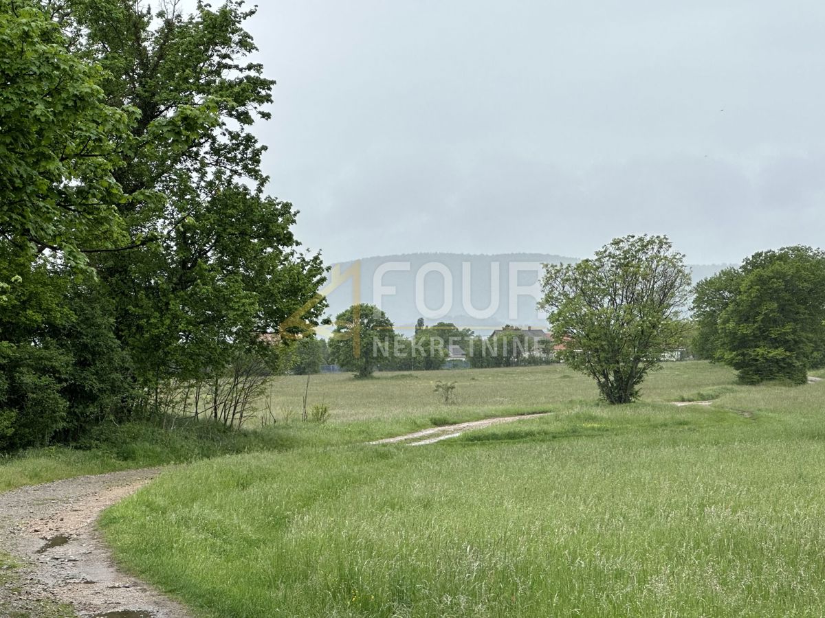 Podhum, Jelenje, 1.341m2