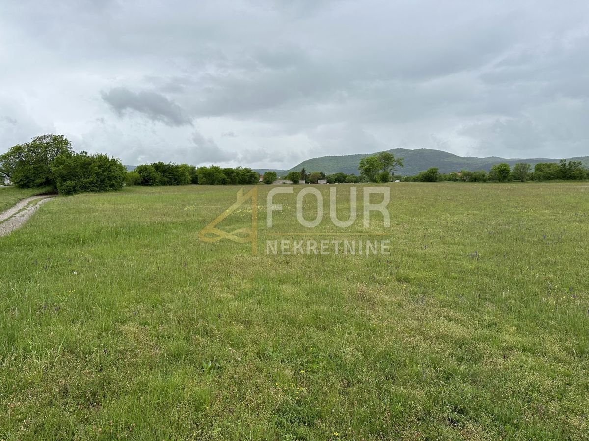 Podhum, Jelenje, 1.341m2