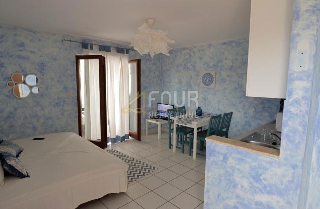 Njivice, Omišalj, 360m2